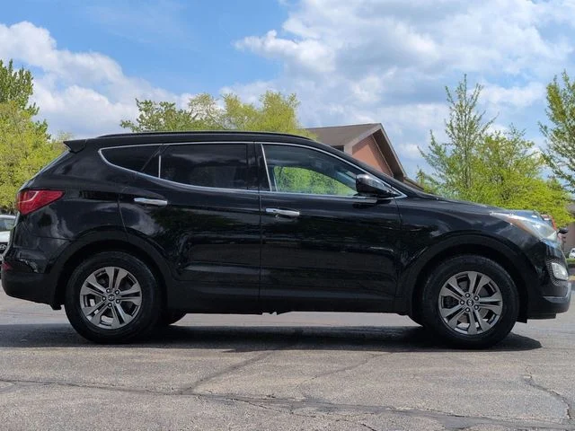 Used 2014 Black Hyundai Base image 8