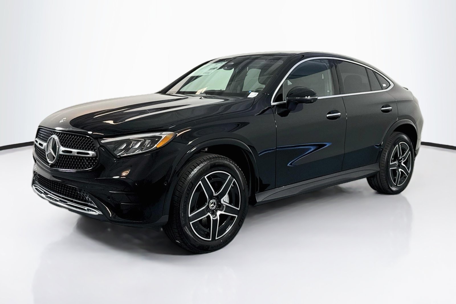 New 2027 Black Mercedes-Benz GLC 300 image 1