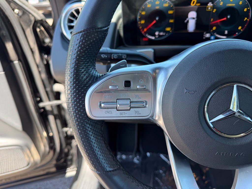 Used 2023 Black Mercedes-Benz GLB 250 image 17