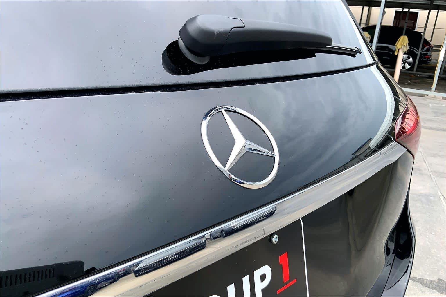Used 2026 Obsidian Black Metallic Mercedes-Benz GLE 350 image 31