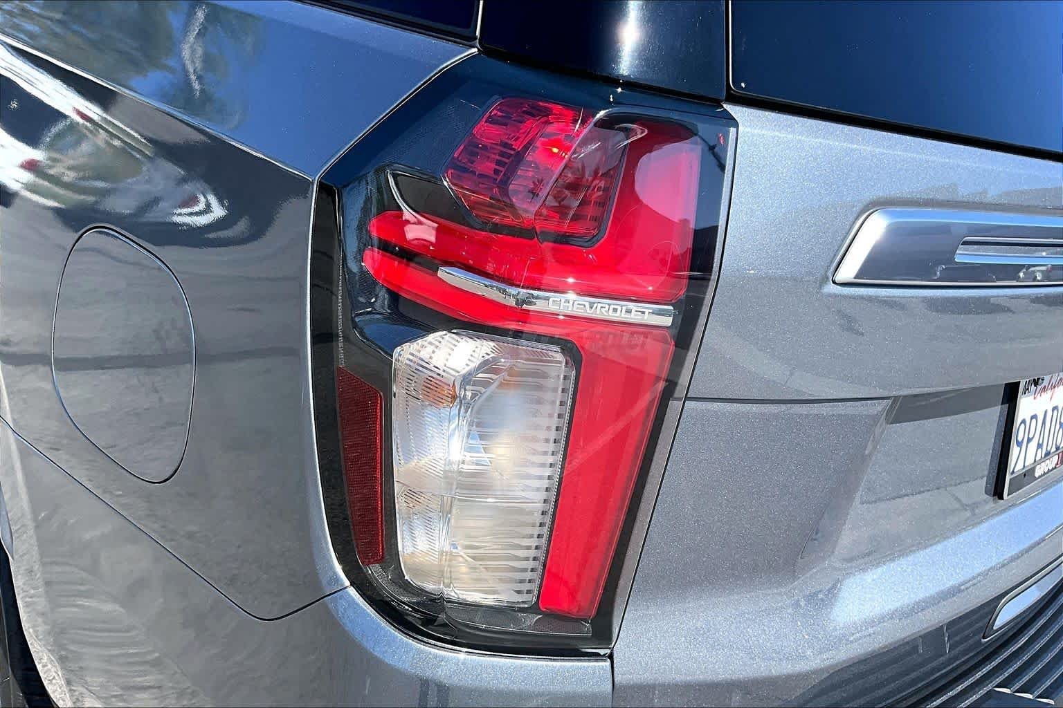 Used 2021 Satin Steel Metallic Chevrolet High Country image 26