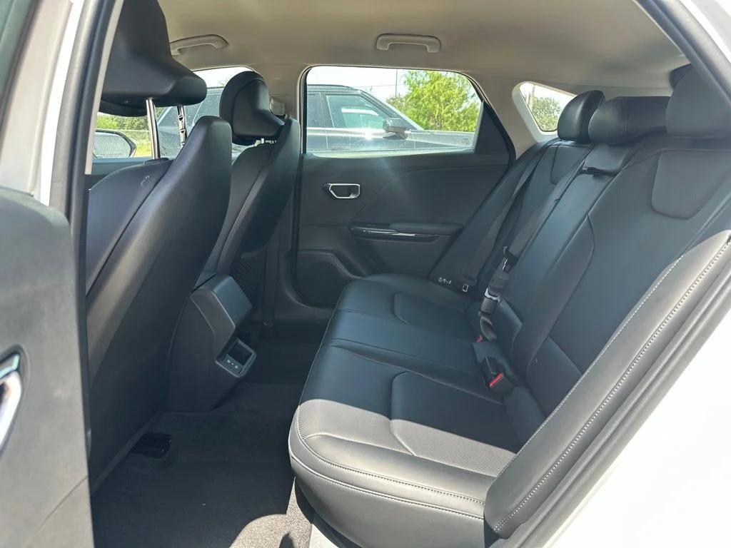 New 2026 White Kia EX image 17