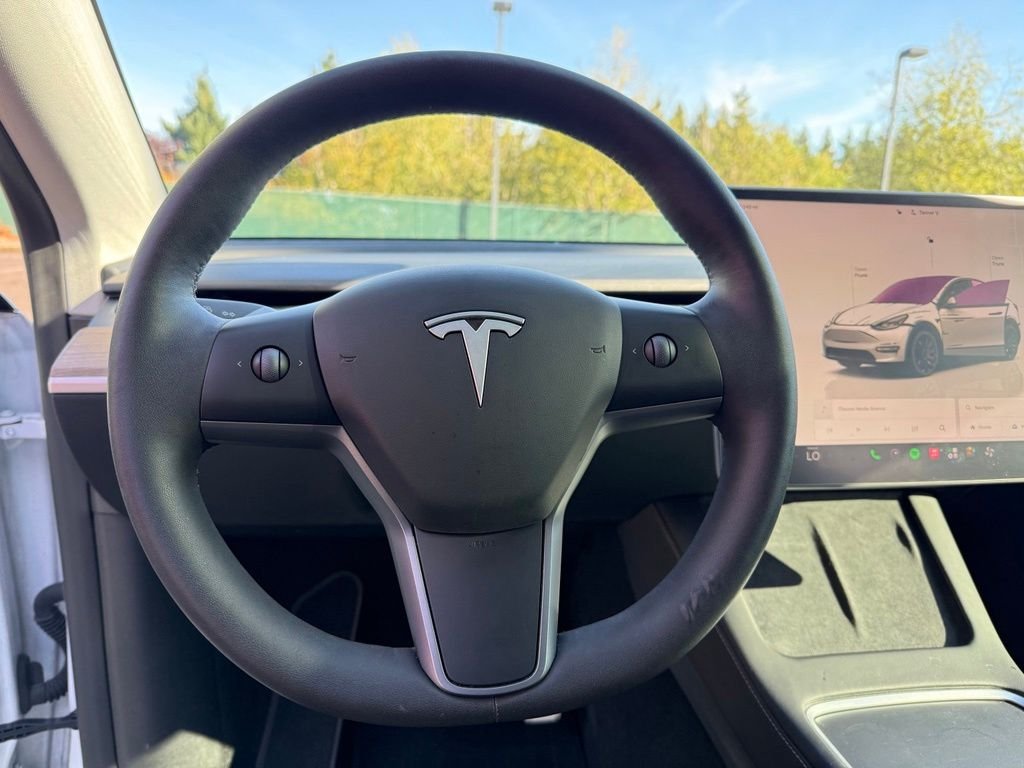 Used 2023 Pearl White Multi-Coat Tesla Performance image 10