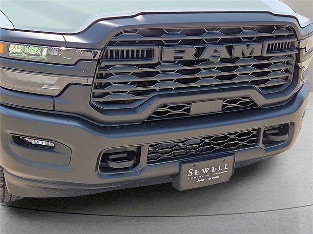 2026 Ram 2500 Tradesman photo 4