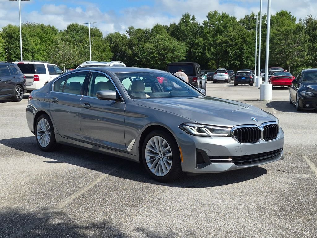 Used 2023 Gray BMW 530i image 7
