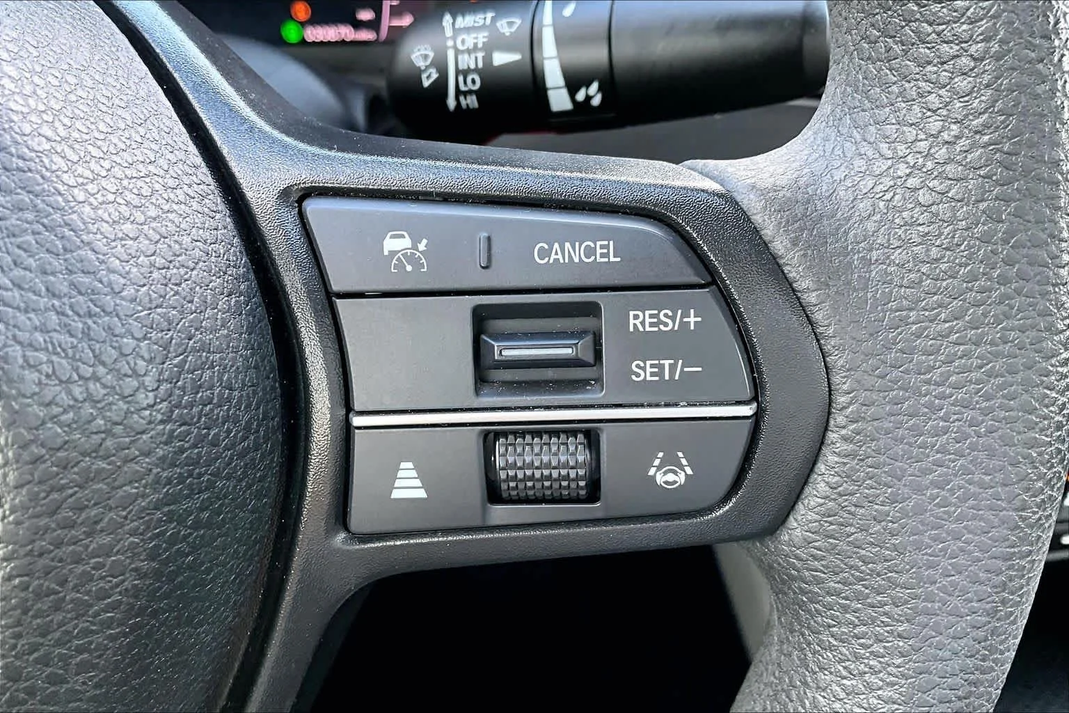 Used 2024 Meteorite Gray Metallic Honda LX image 22