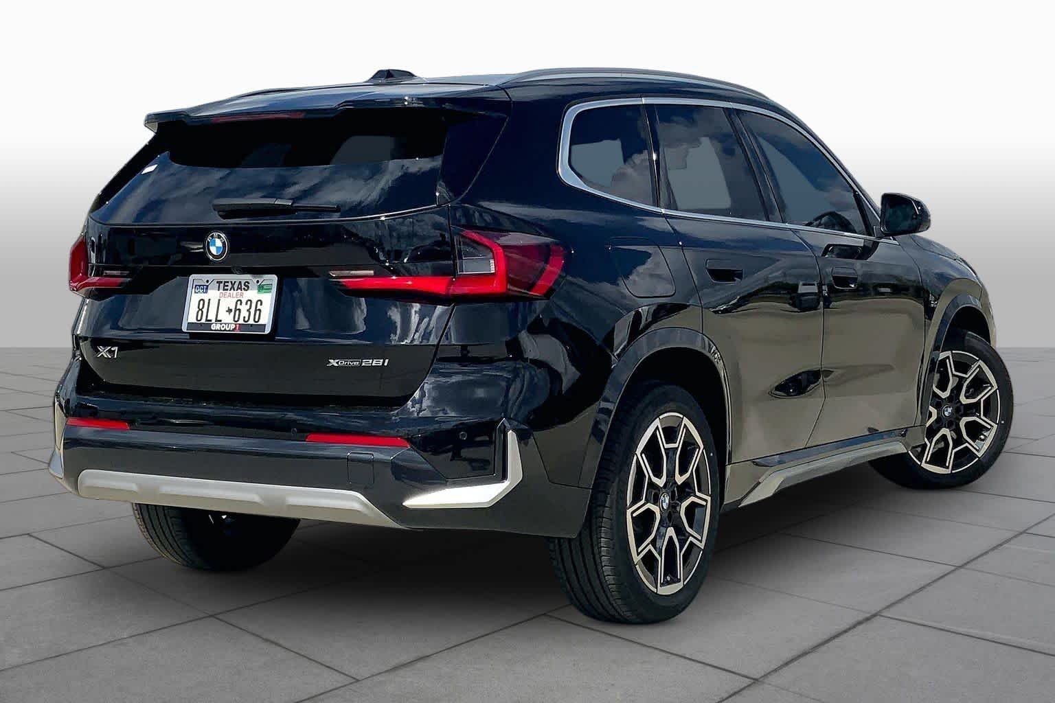2026 BMW X1 28i - Photo 12