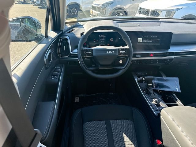Certified Used 2026 Metal Kia LX image 22