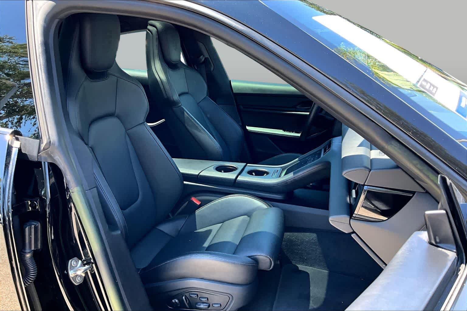Used 2023 Black Porsche  image 8