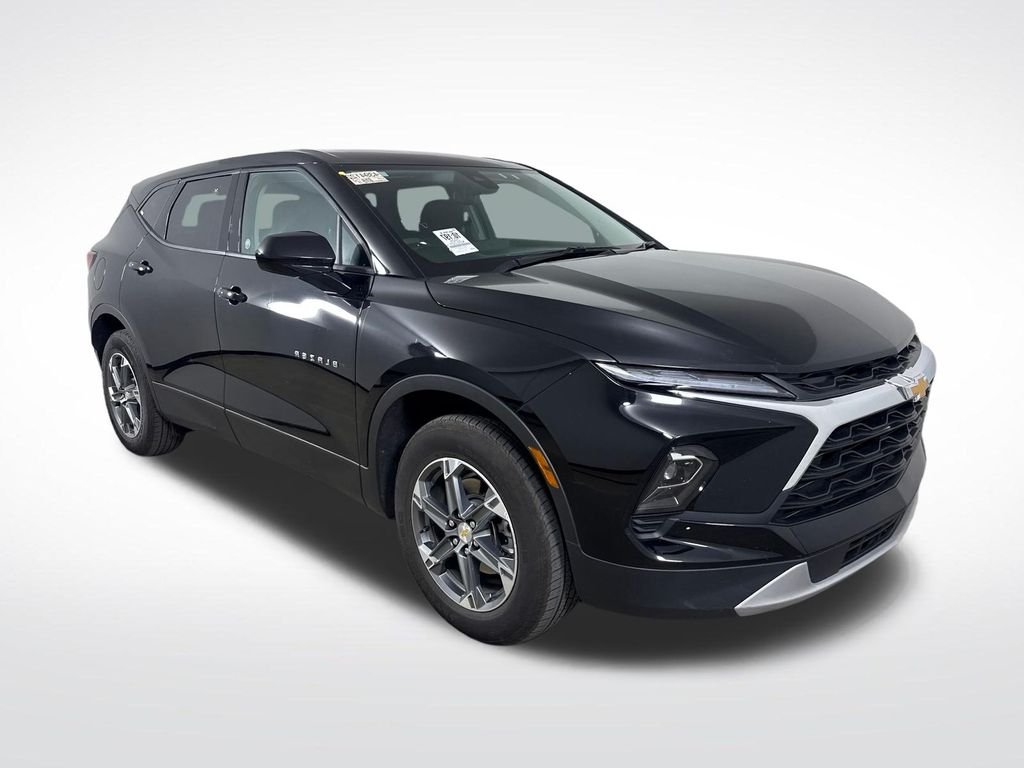 2025 Chevrolet Blazer 2.0T 2LT FWD's photo