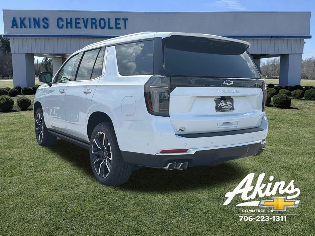 New 2026 Polar White Tricoat Chevrolet High Country image 9