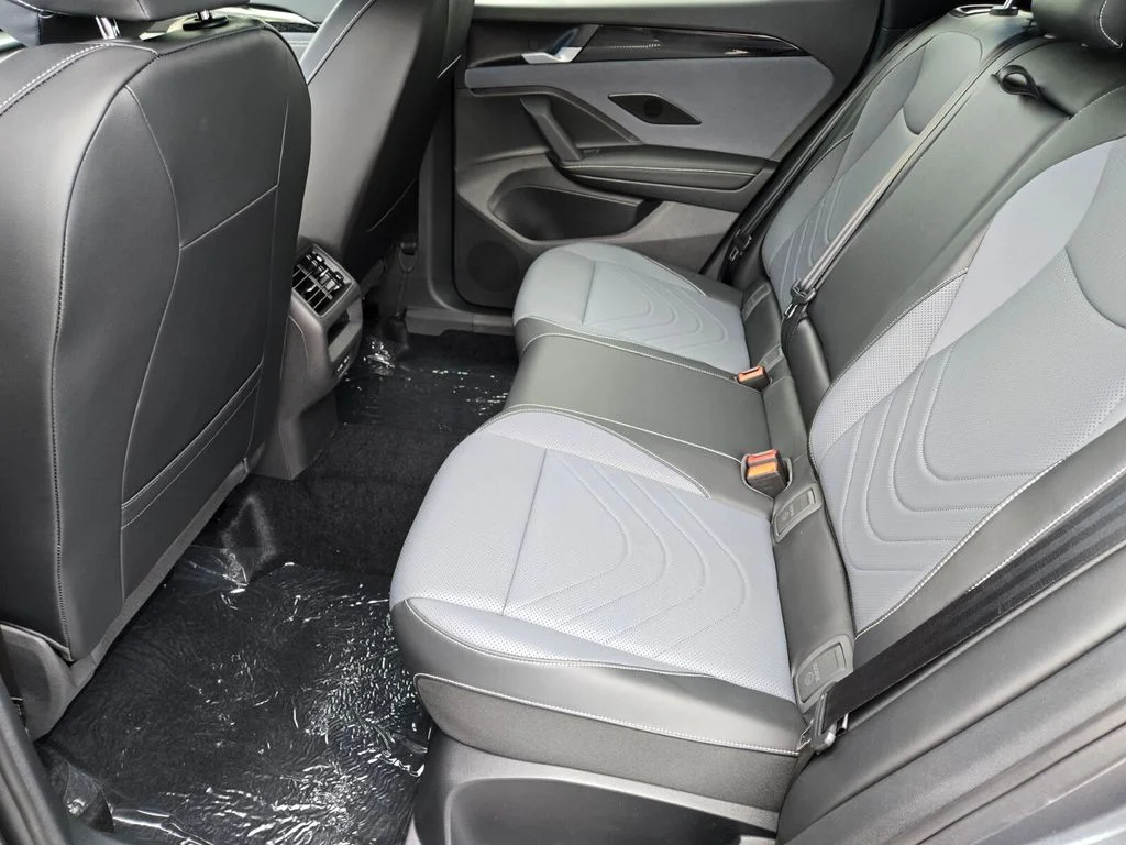 New 2026 Silver Volkswagen 2.0T SE R-Line Black image 8
