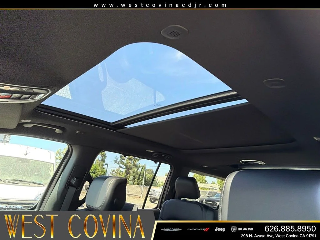 New 2026 Baltic-Gray Metallic Clear-Coat Exterior Paint Jeep Limited Reserve image 24