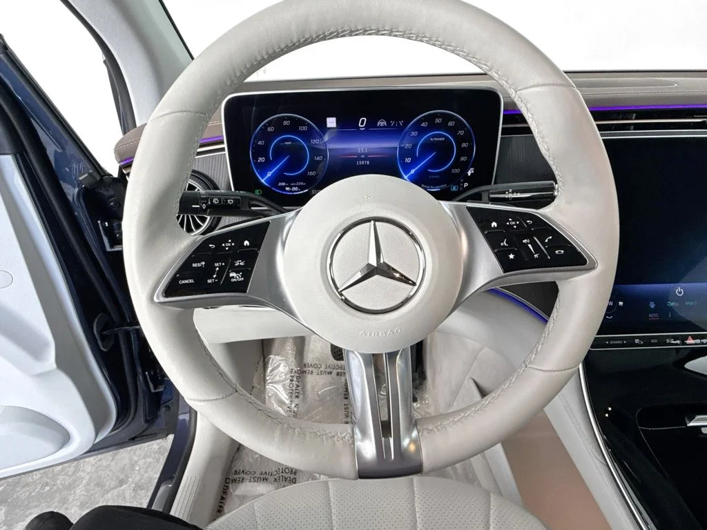 Used 2023 Blue Mercedes-Benz 350 SUV image 11