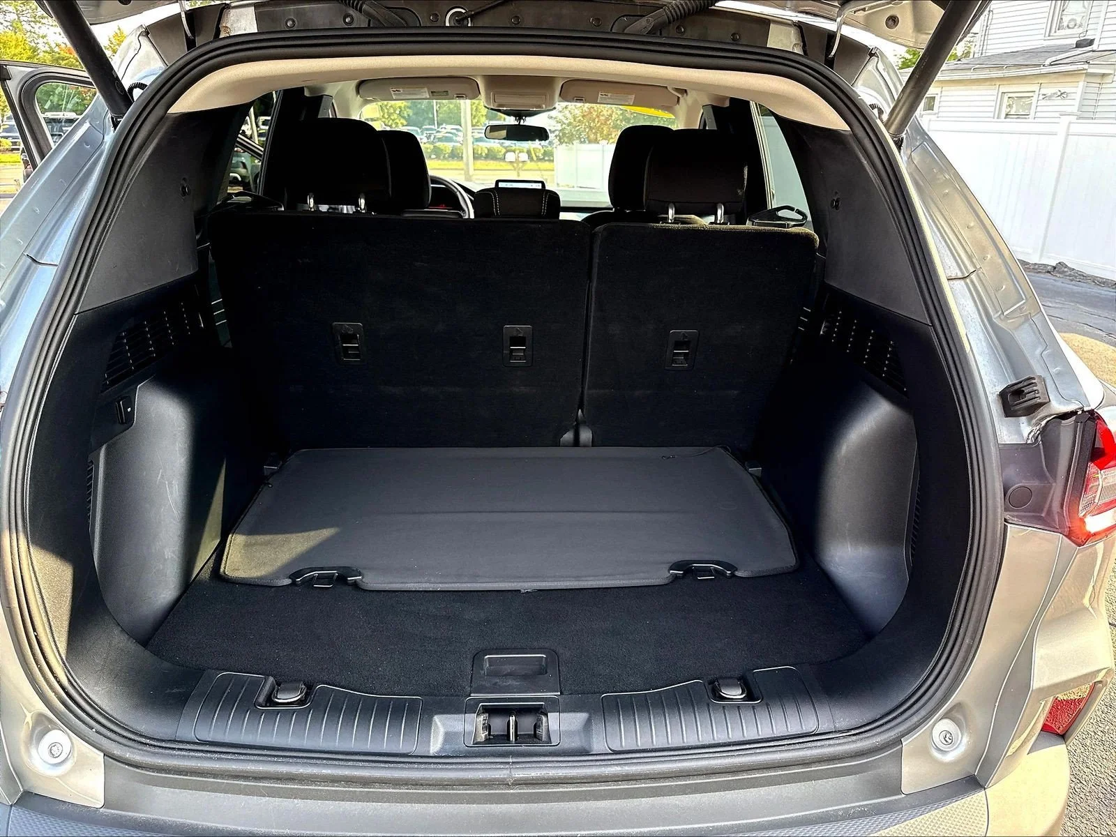 Used 2023 Silver Metallic Ford Active image 39