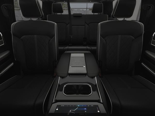 2025 Jeep Grand Wagoneer Series III - Photo 19