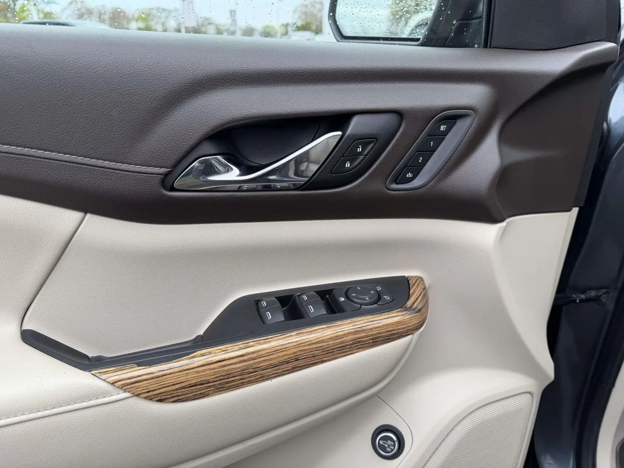 Used 2019 Dark Sky Metallic GMC Denali image 25