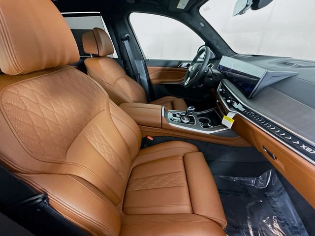 Used 2026 Green Metallic BMW ALPINA XB7 image 31