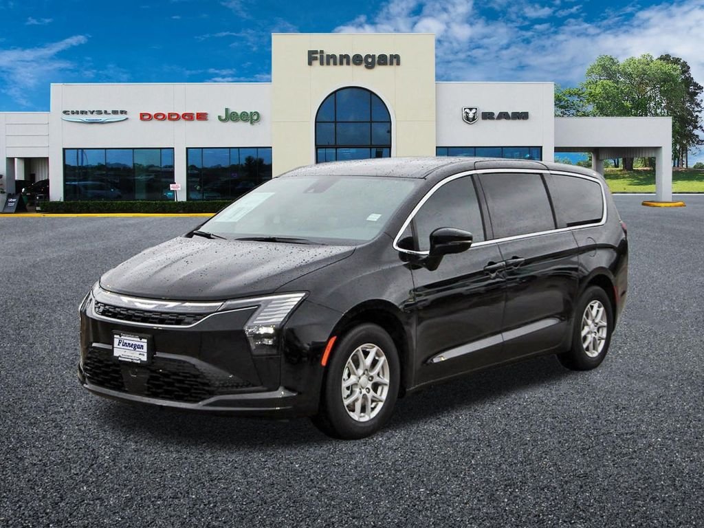 New 2027 Diamond Black Crystal Pearl-Coat Exterior Paint Chrysler Select image 3
