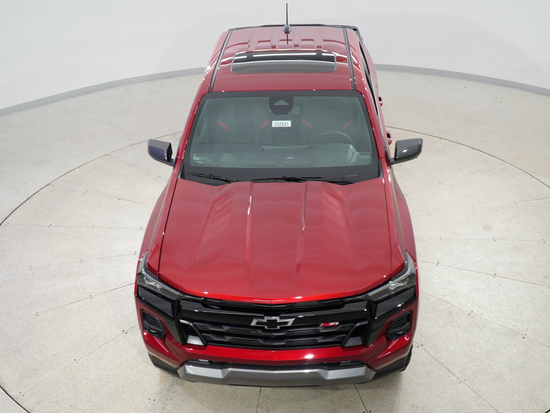 2025 Chevrolet Colorado Z71 - Photo 34