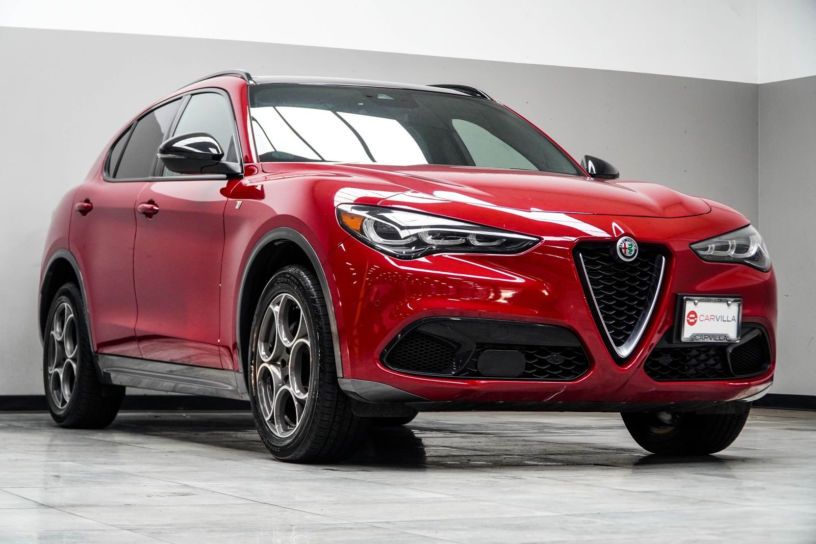 Used 2024 Red Alfa Romeo Ti image 4