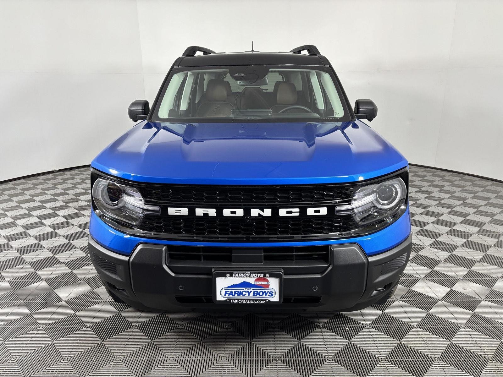 New 2025 Velocity Blue Metallic Ford Outer Banks® image 60