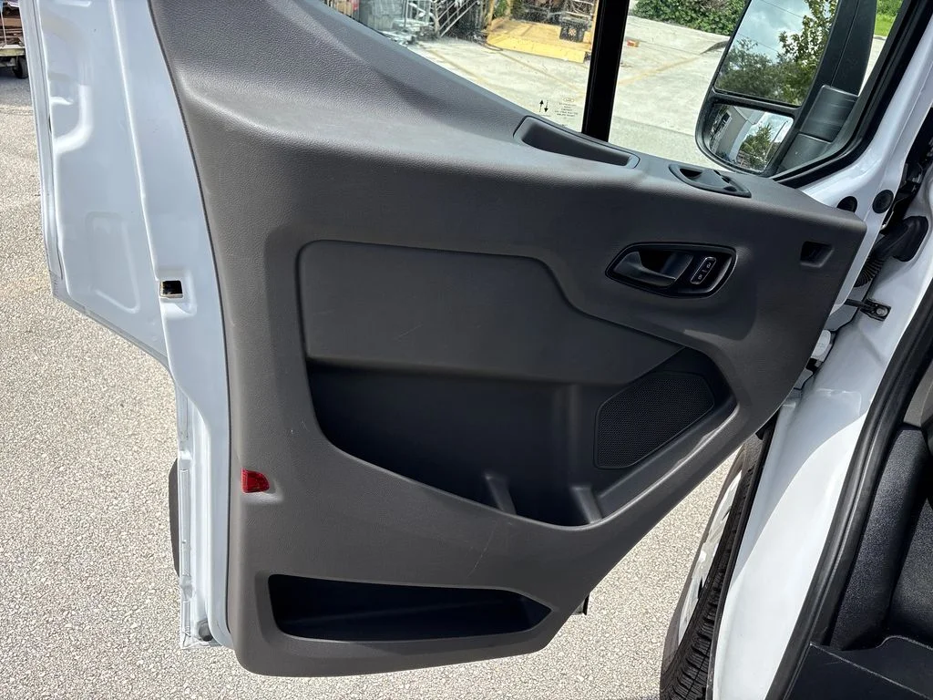 Certified Used 2025 White Ford Base image 28