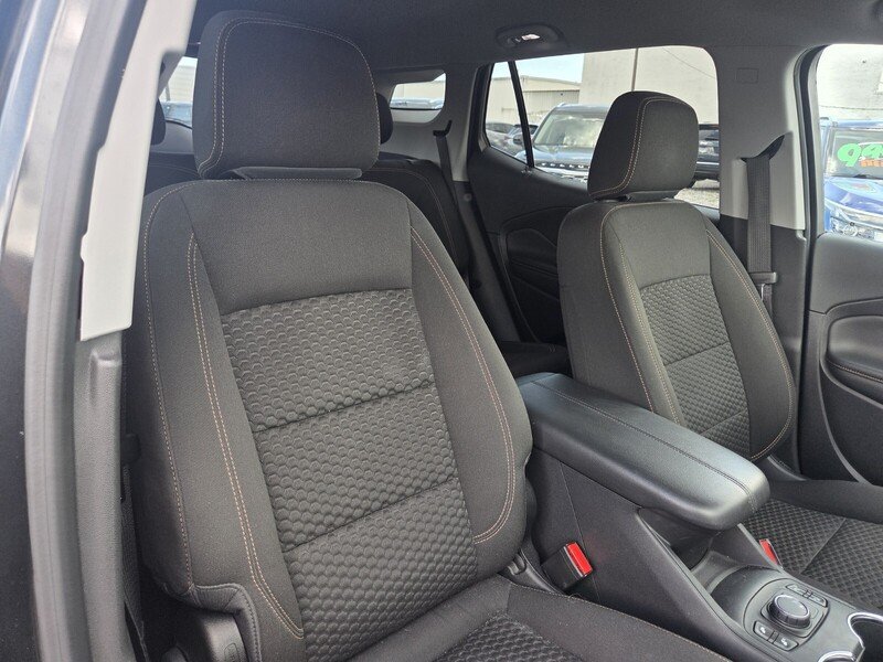 Used 2019 Gray GMC SLE image 29