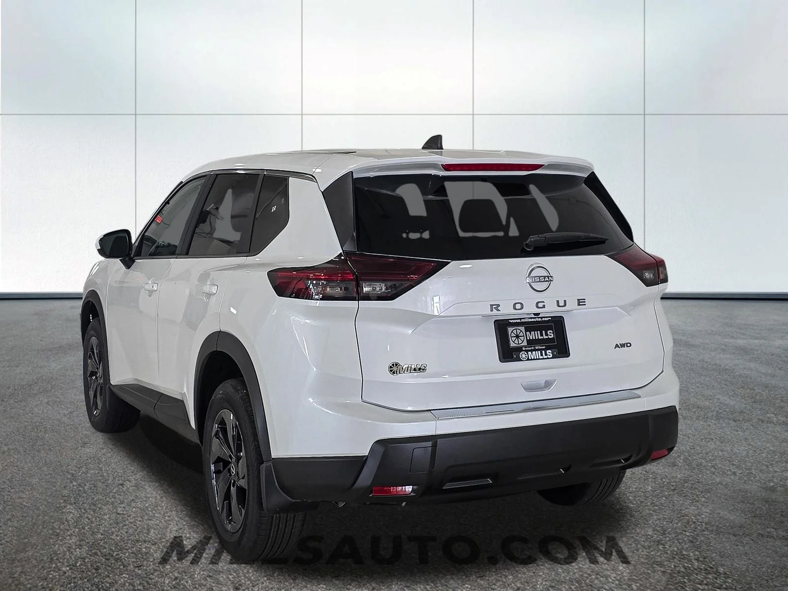 New 2026 Everest White Pearl TriCoat Nissan SV image 5