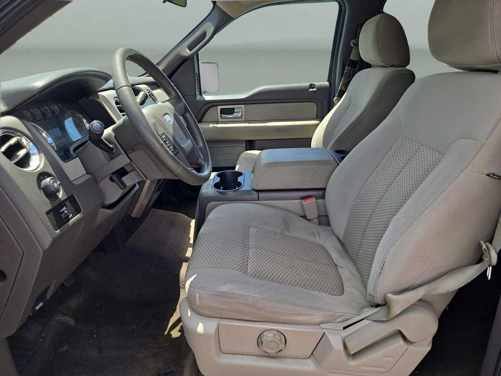 Used 2010 Black Ford XLT image 12