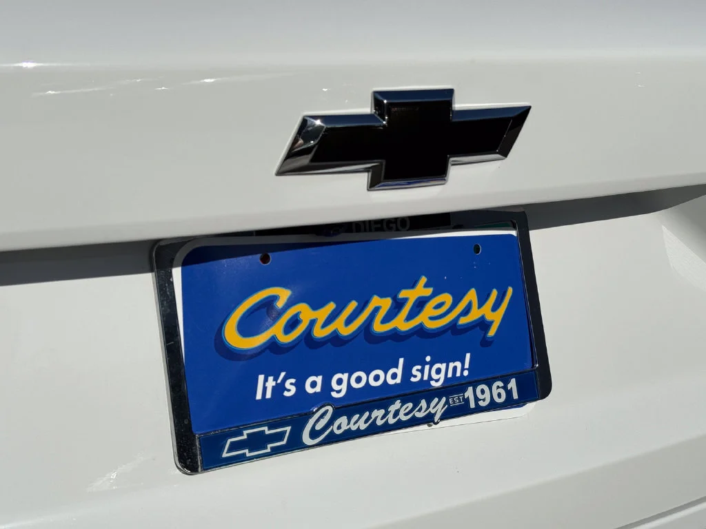 Used 2026 Summit White Chevrolet LT image 11