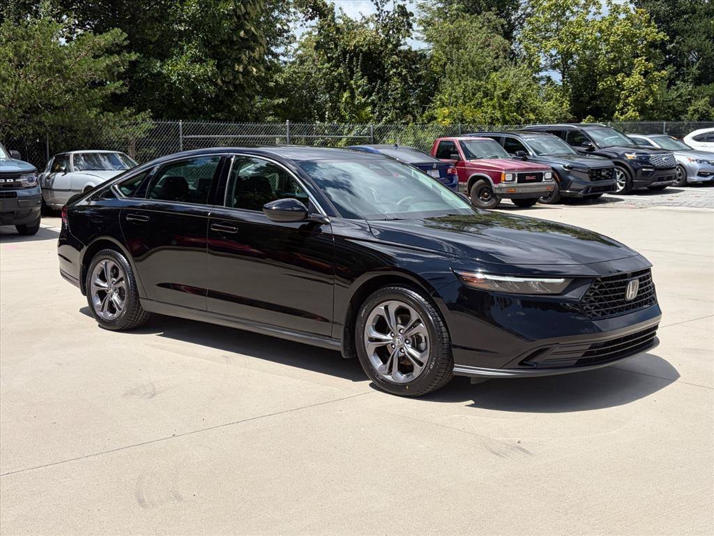 2023 Honda Accord EX - Photo 24
