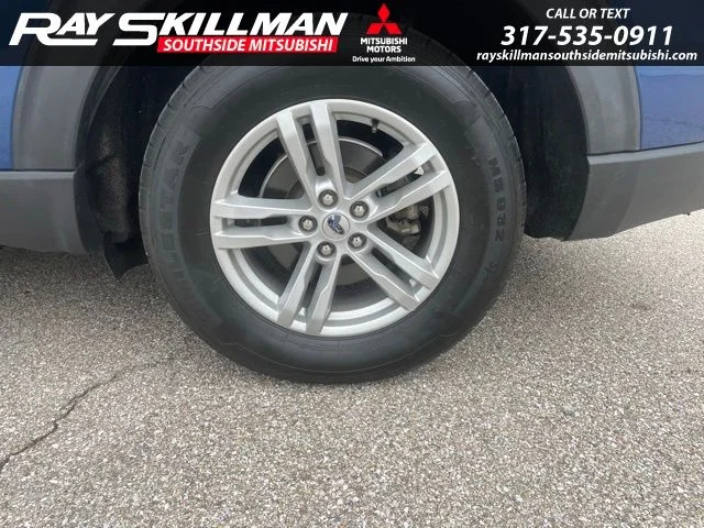 Used 2021 Blue Ford XLT image 9