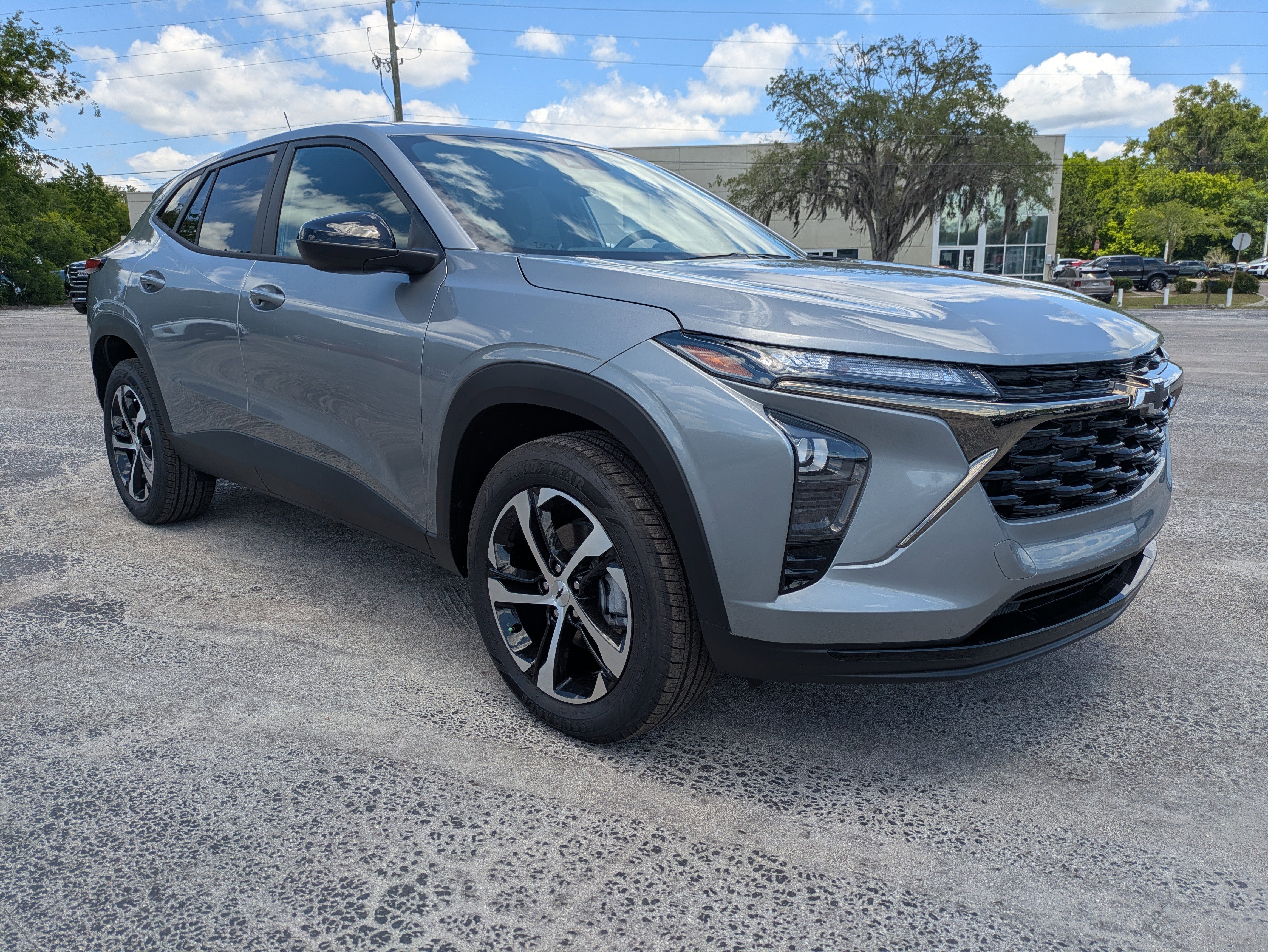2026 Chevrolet Trax 1RS's photo
