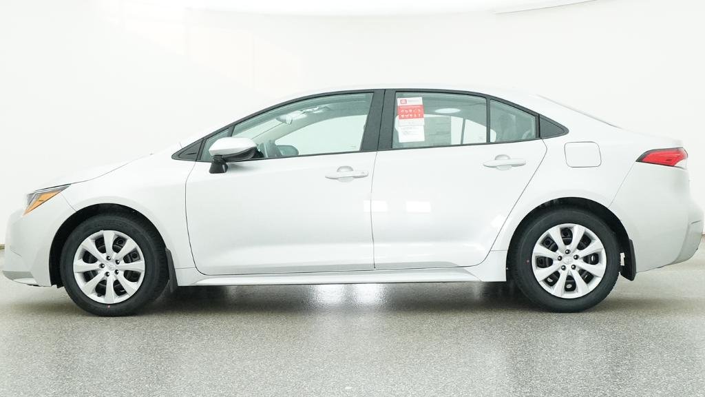 New 2026 Classic Silver Met Toyota LE image 5