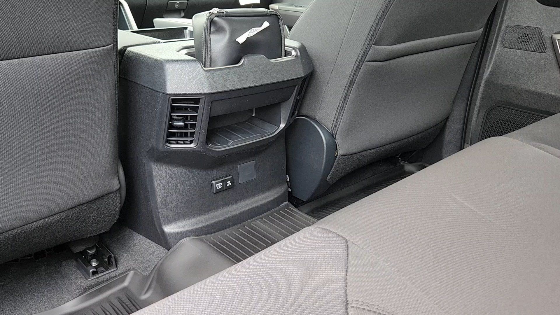 2026 Toyota Tundra SR5 - Photo 16