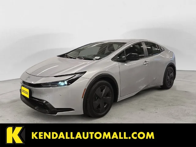2025 Toyota Prius LE