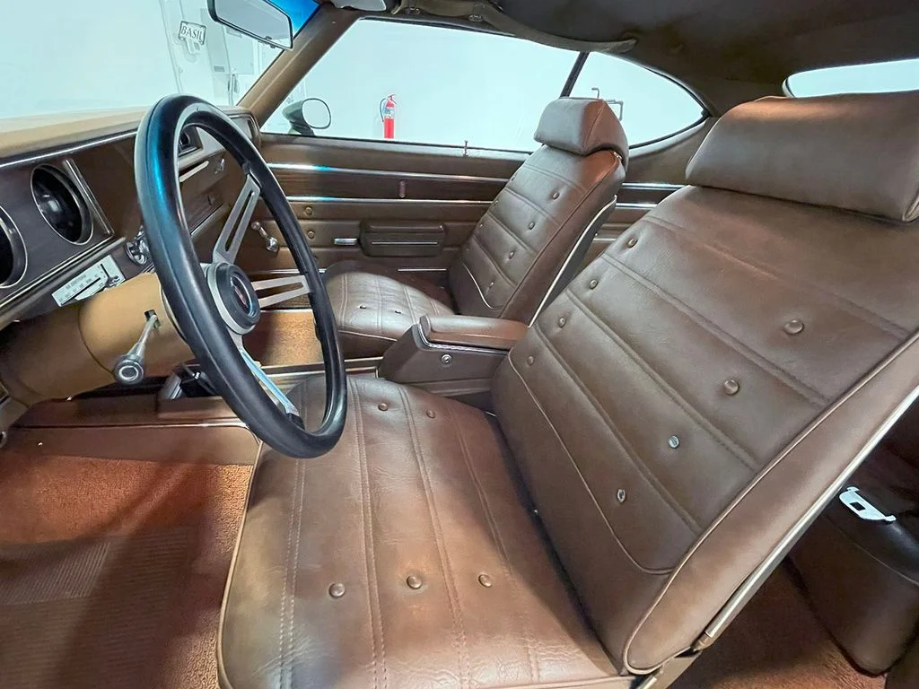 Used 1972  Oldsmobile  image 53