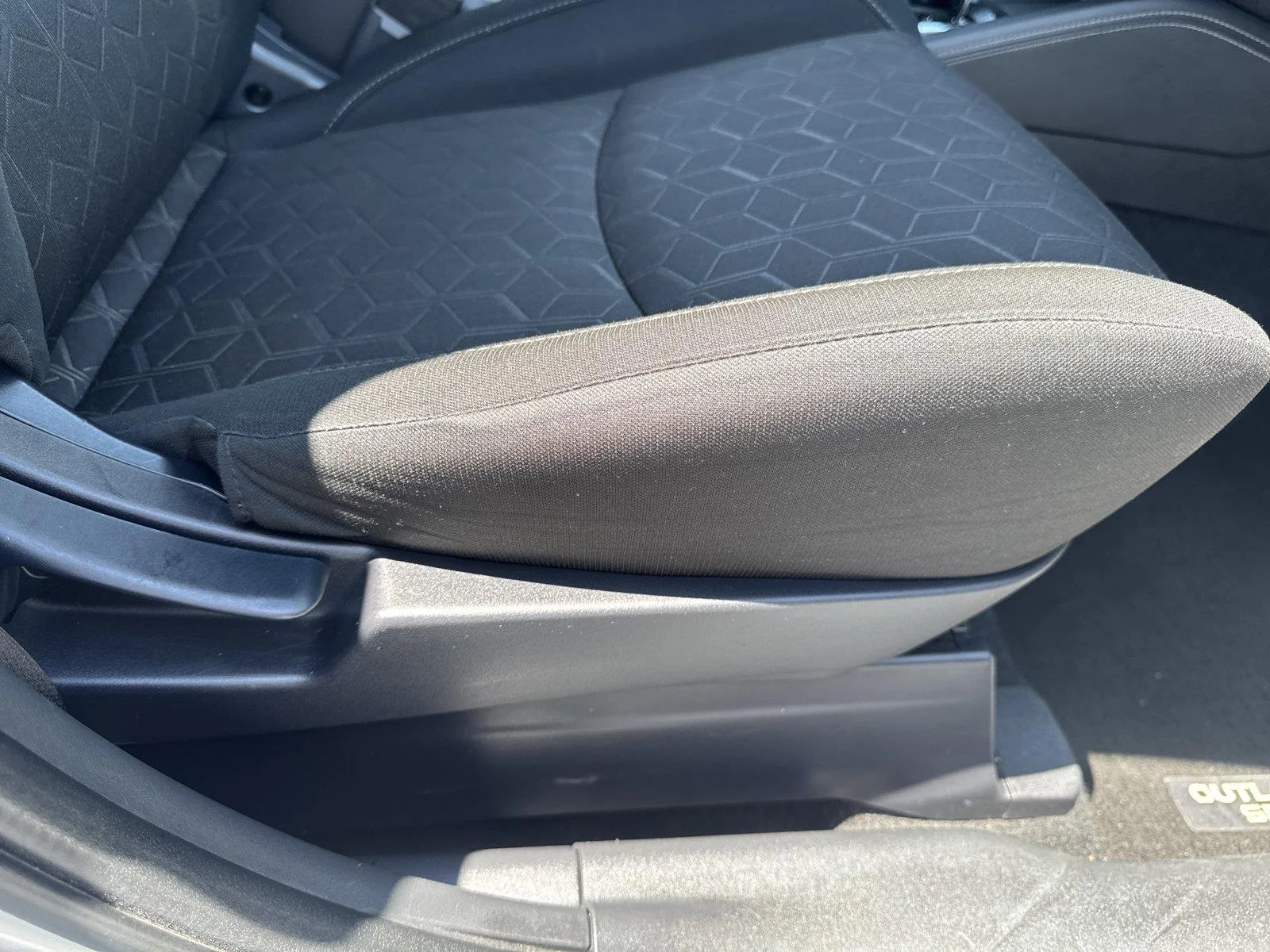 Used 2021 Alloy Silver Metallic Mitsubishi ES image 34