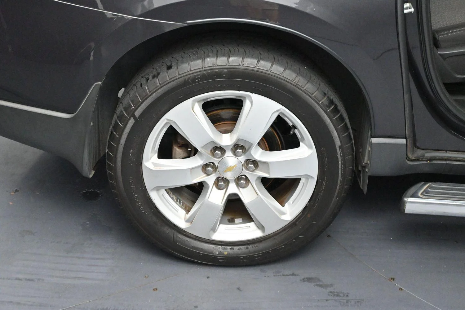 Used 2016 Tungsten Metallic Chevrolet LT image 35