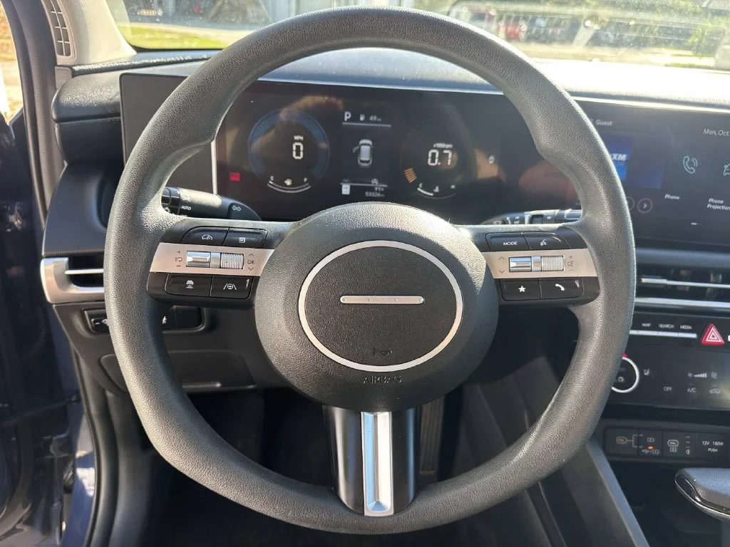 Used 2025 Blue Hyundai SEL image 36