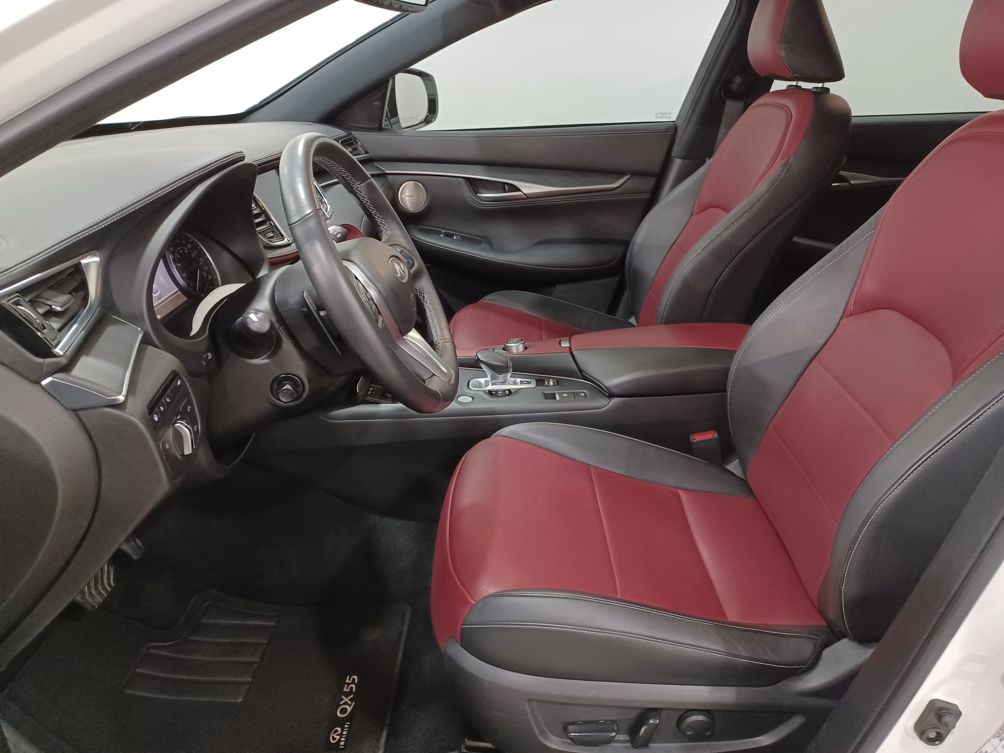 Certified Used 2022 Majestic White Pearl INFINITI Sensory AWD*Adapt Cruise | Remote Start | Nav | 360 Cam | Cooled Red Leather | Sunroof | Htd Wheel image 10