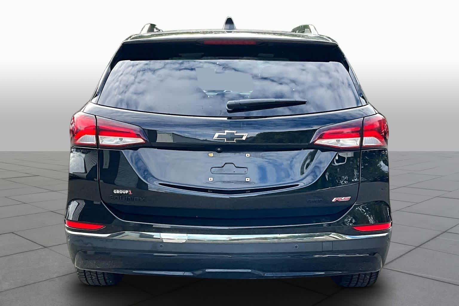 Used 2023 Mosaic Black Metallic Chevrolet RS image 5