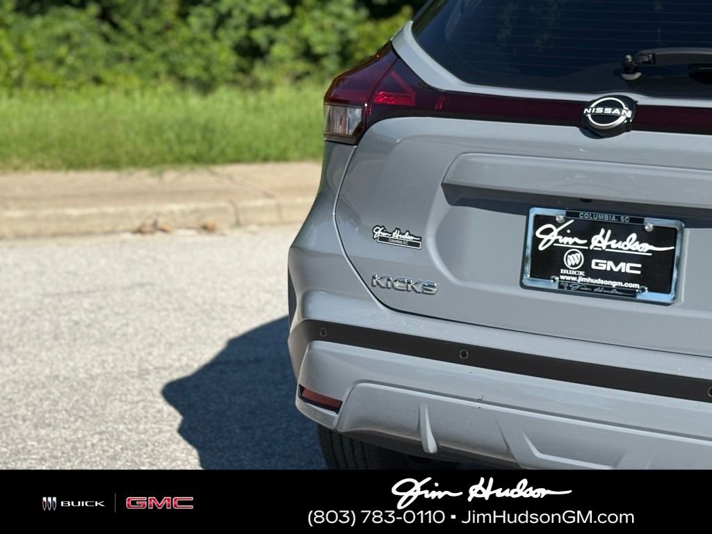 Used 2024 Gray Nissan SR image 14