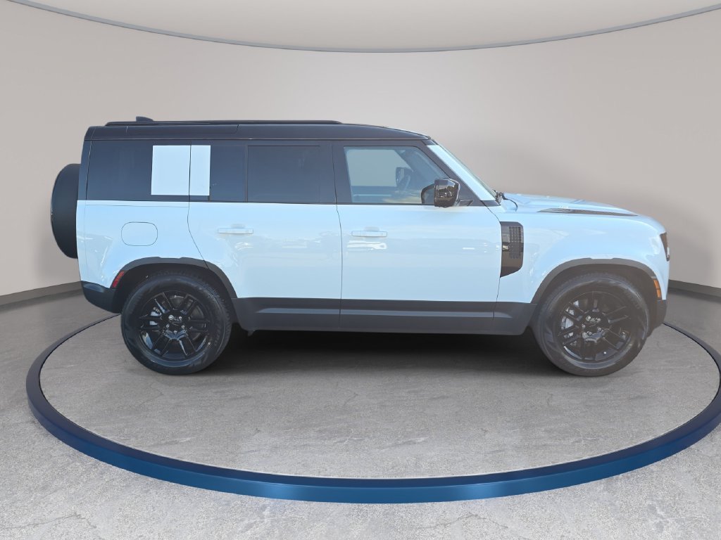 Certified Used 2026 White Land Rover S image 5