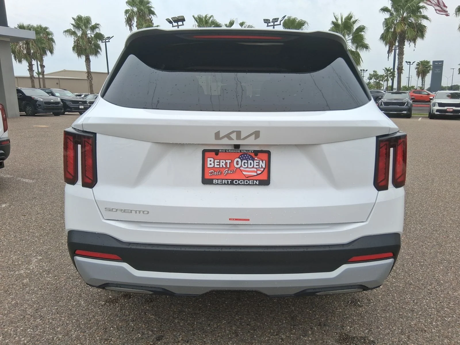 New 2026 White Kia LX image 5