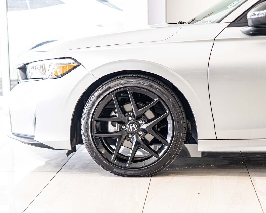Used 2025 Silver Honda Sport image 8