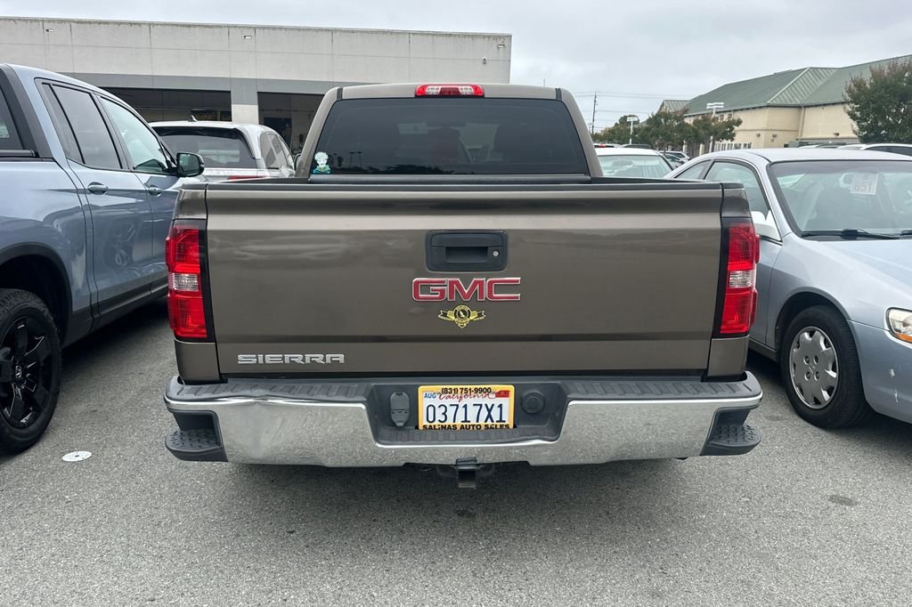 Used 2015 Bronze Alloy Metallic GMC Base image 6