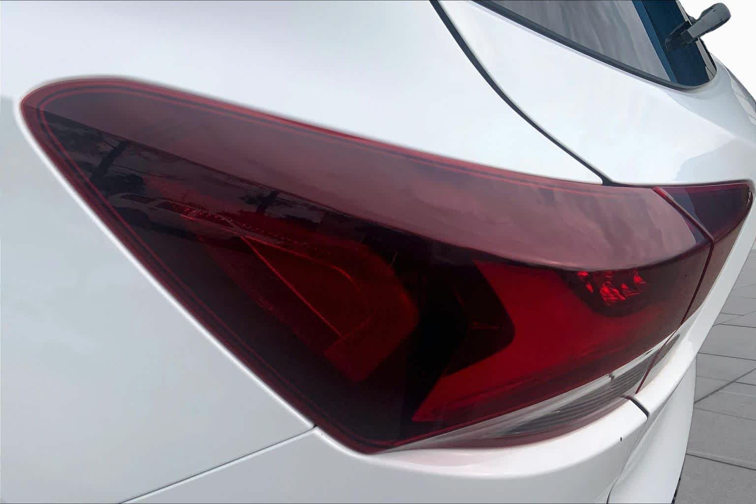 Used 2023 Summit White Chevrolet RS image 29