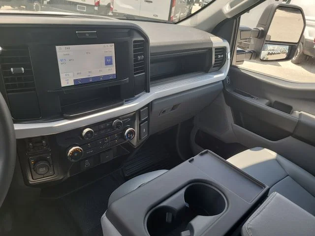 New 2026 Oxford White Ford XL image 20